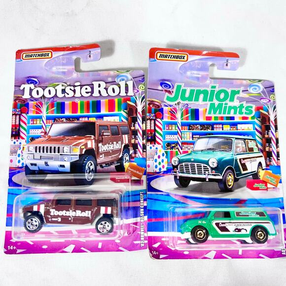 Hot Wheels Carded Lot Of 8 Tootsie Roll Junior Mints Toy Cars New (G) - Picture 3 of 4